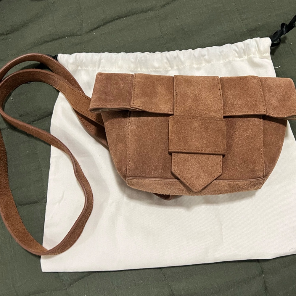 Banana Republic LEATHER MINI TAB CROSSBODY